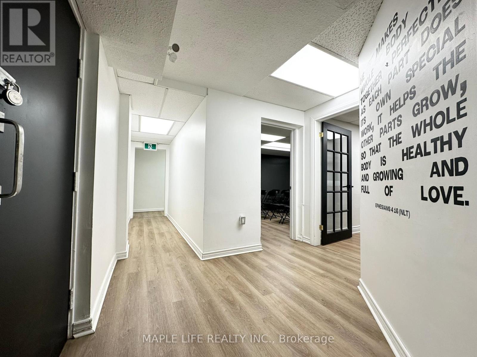 Lower - 901 Yonge Street Property Photo 22