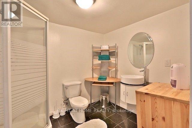 34 Macpherson Avenue Property Photo 9