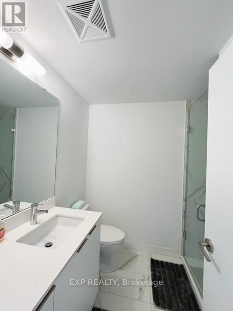 N735 - 7 Golden Lion Heights Property Photo 8