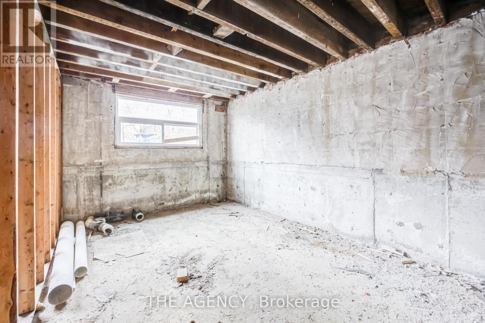 374 Atlas Avenue Property Photo 25