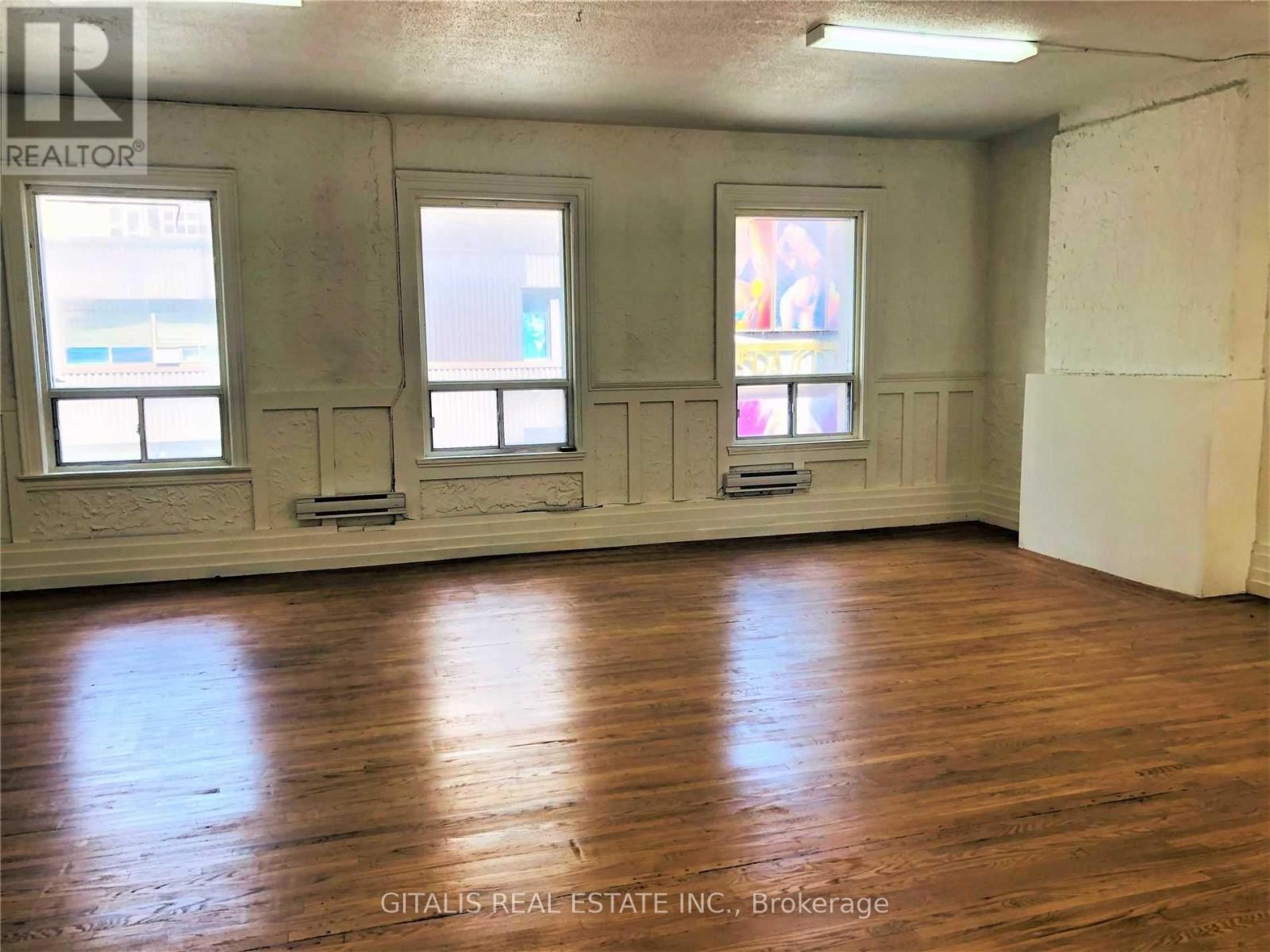 200 - 750 Yonge Street Property Photo 4