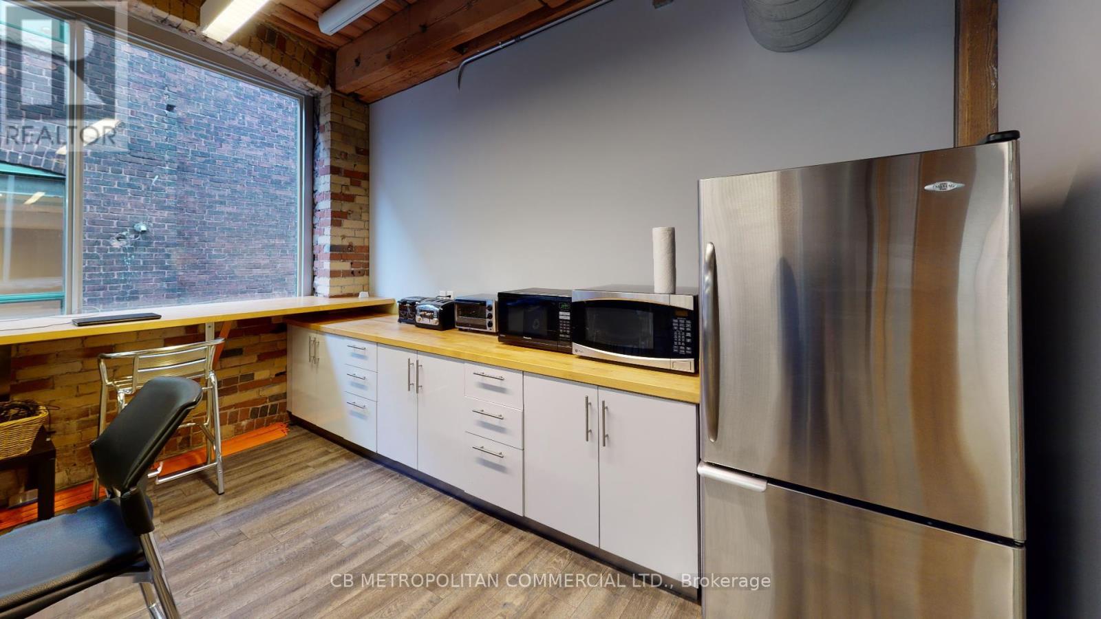 272 Richmond Street E Property Photo 6