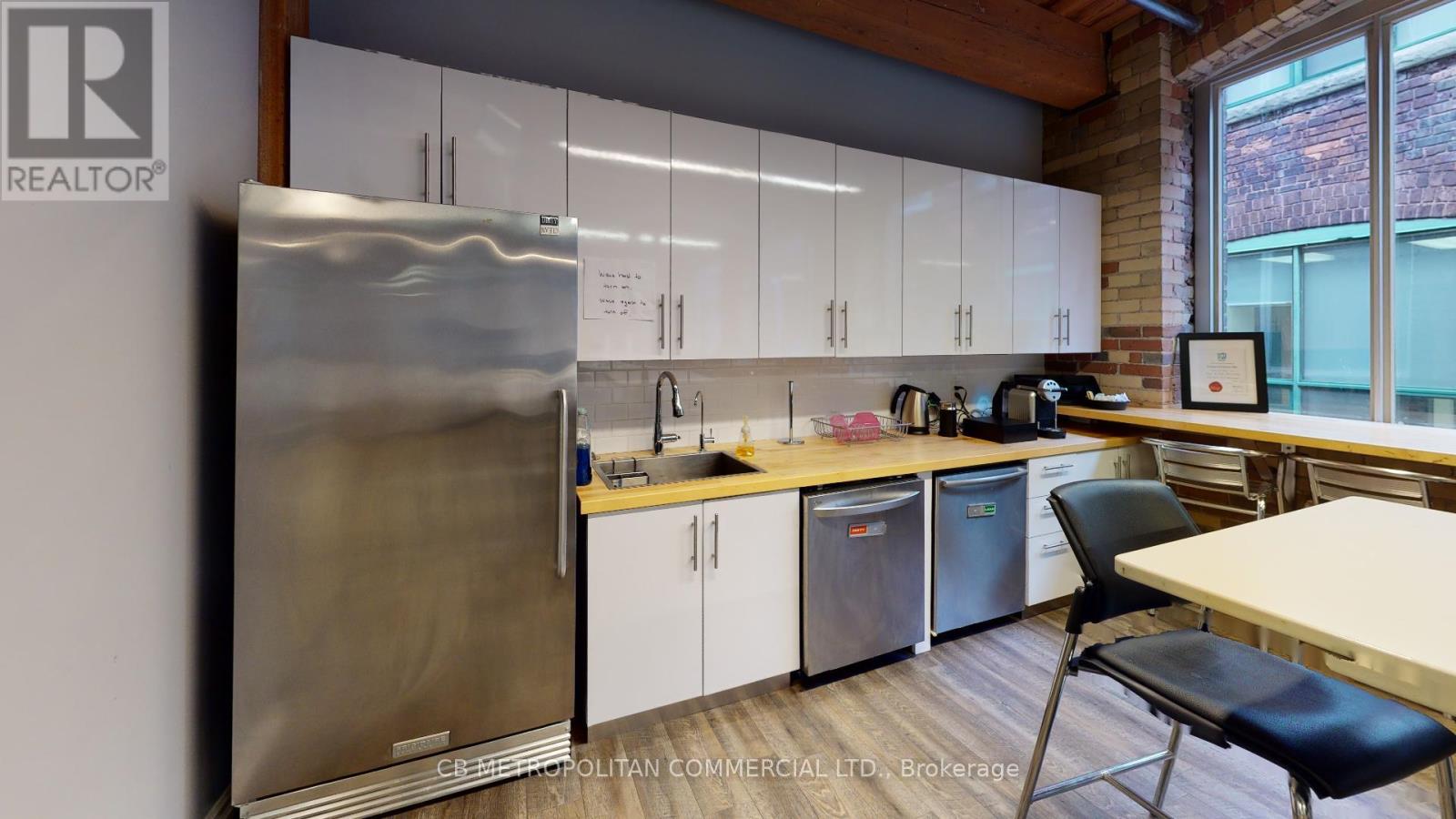 272 Richmond Street E Property Photo 7