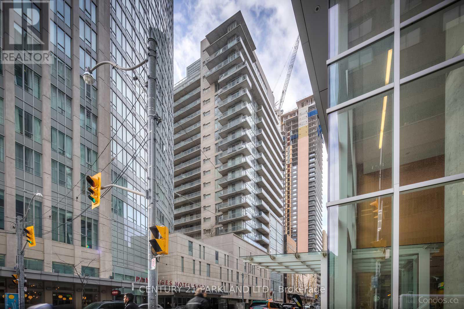1101 - 220 VICTORIA STREET