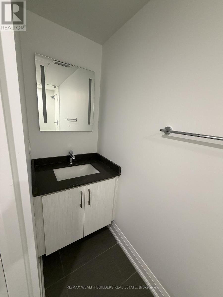 1 - 215 Jarvis Street Property Photo 6