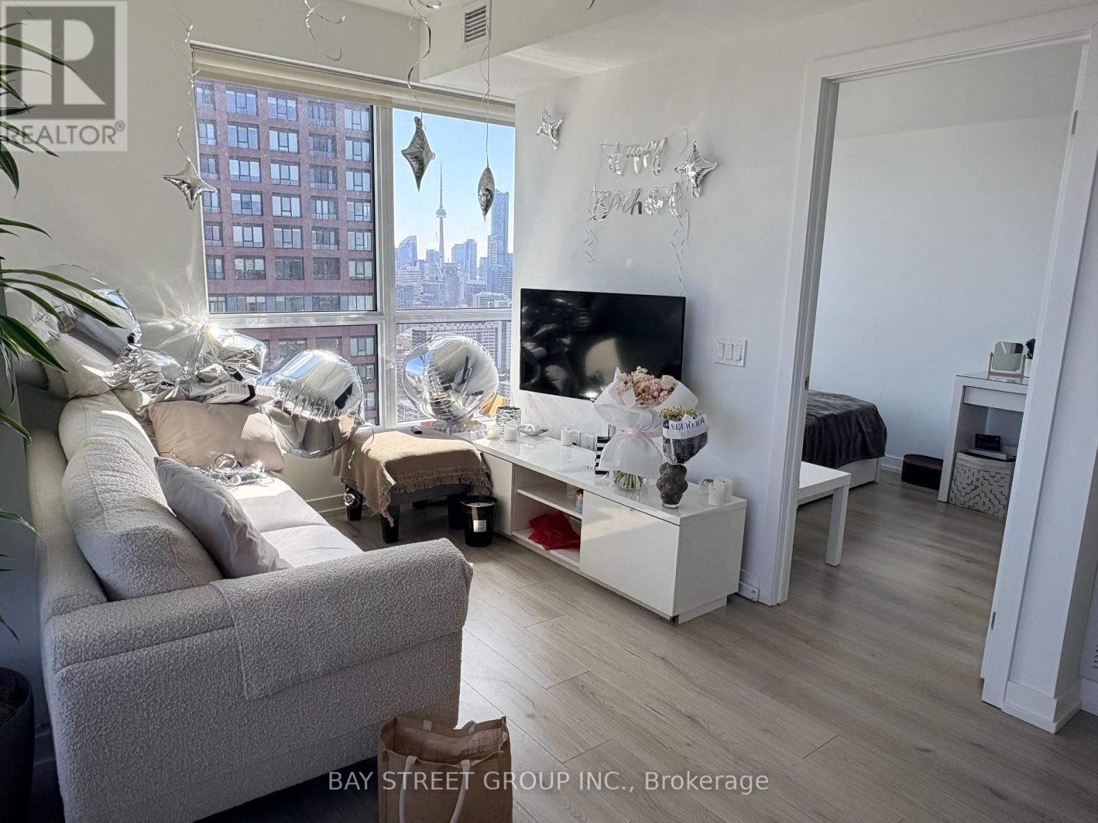 4010 - 395 Bloor Street E Property Photo 2