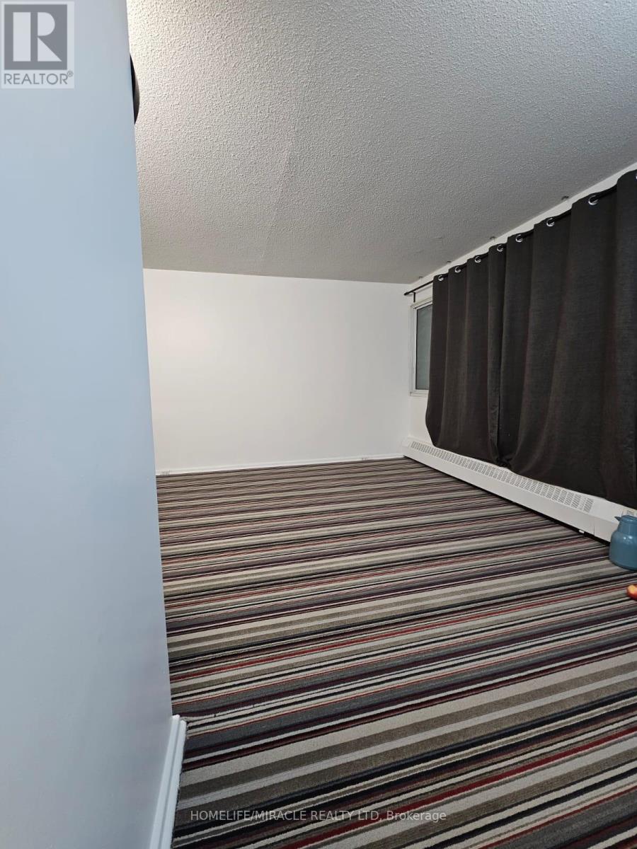 201 - 715 Don Mills Road Property Photo 6