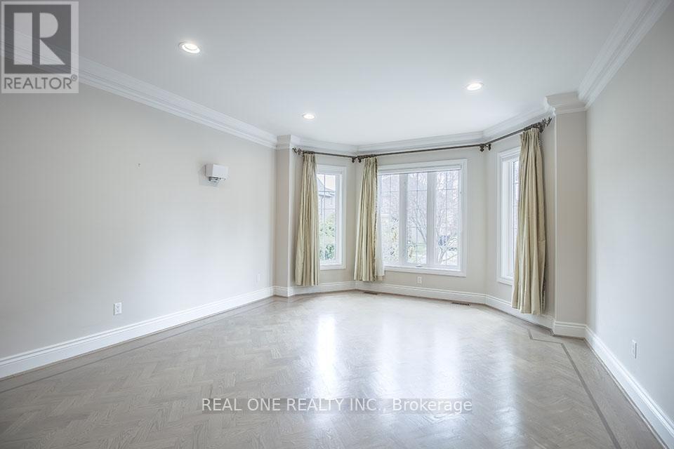 50 Yorkminster Road Property Photo 7