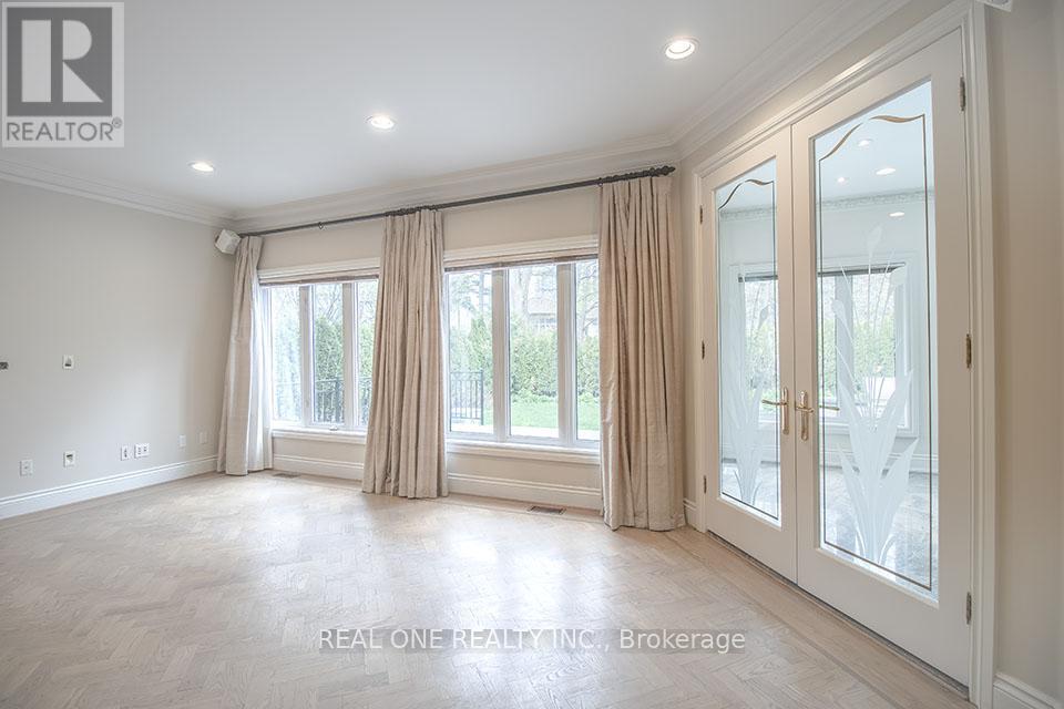 50 Yorkminster Road Property Photo 8