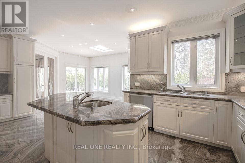 50 Yorkminster Road Property Photo 15