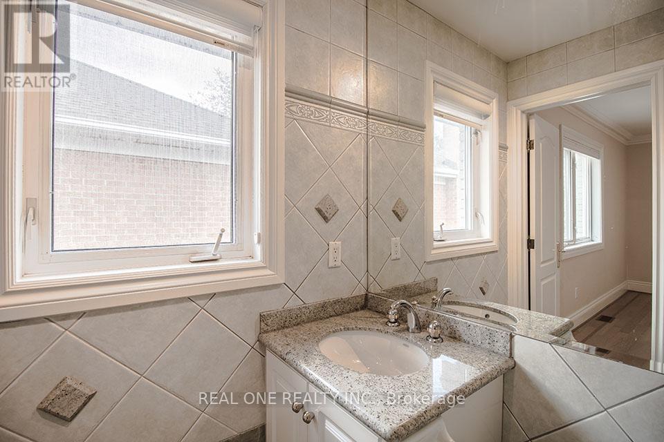 50 Yorkminster Road Property Photo 26