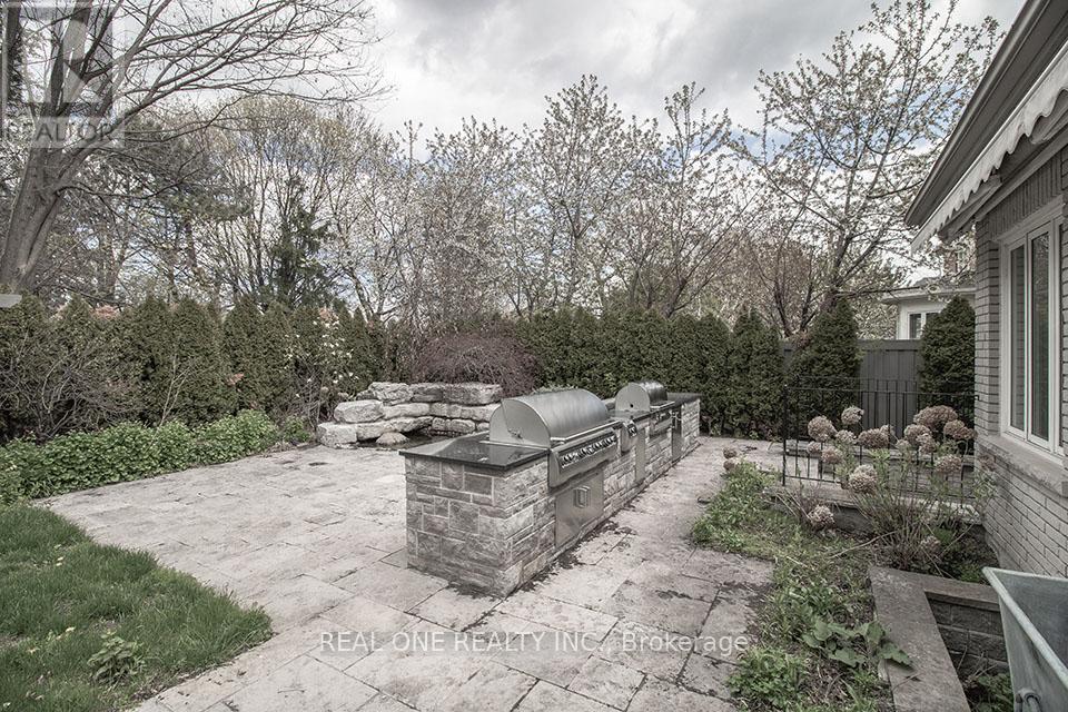 50 Yorkminster Road Property Photo 43