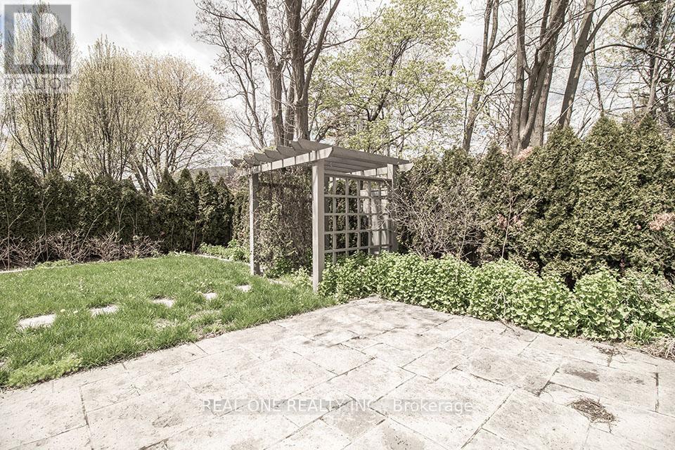 50 Yorkminster Road Property Photo 46