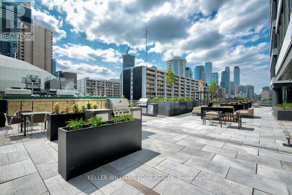 3609 - 85 Wood Street Property Photo 18