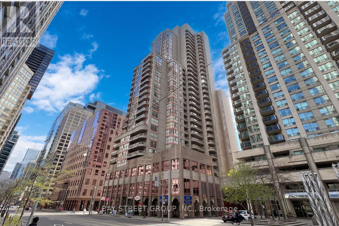 1910 - 736 BAY STREET