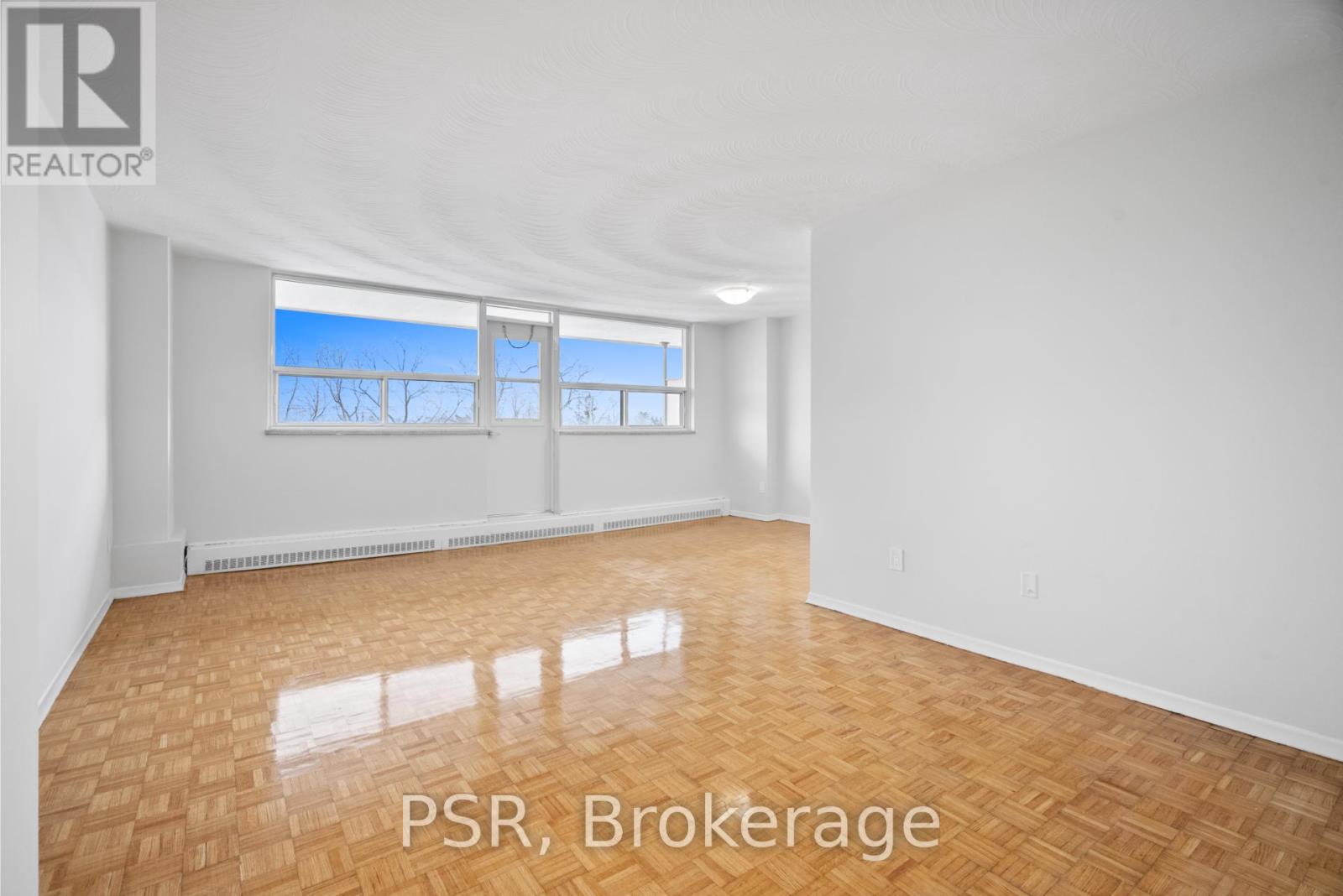 204 - 105 ROWENA DRIVE