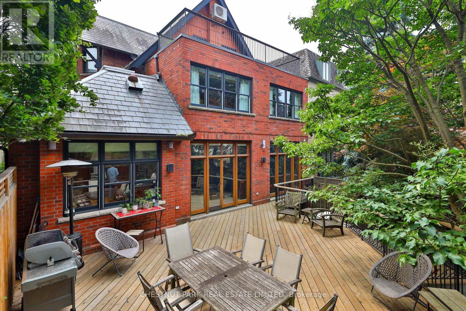 46 LOWTHER AVENUE Property Photo 1