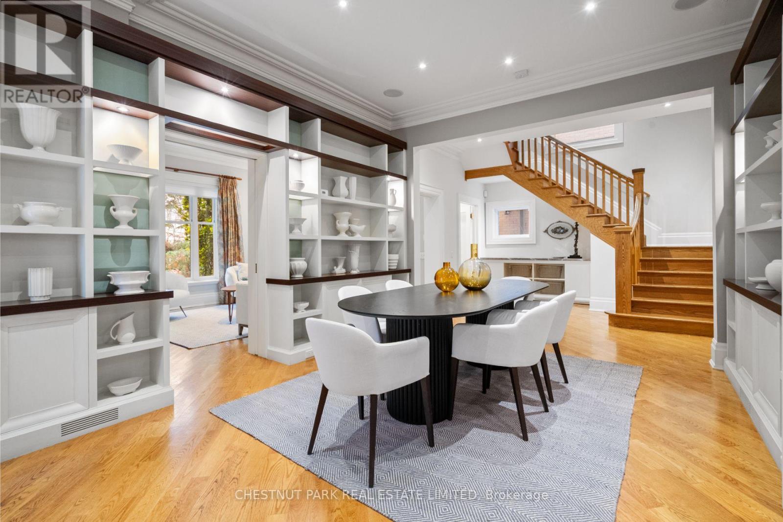 46 Lowther Avenue Property Photo 7
