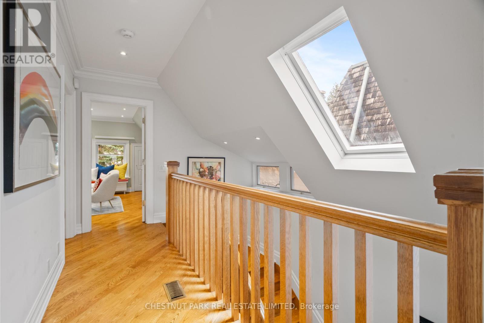 46 Lowther Avenue Property Photo 27