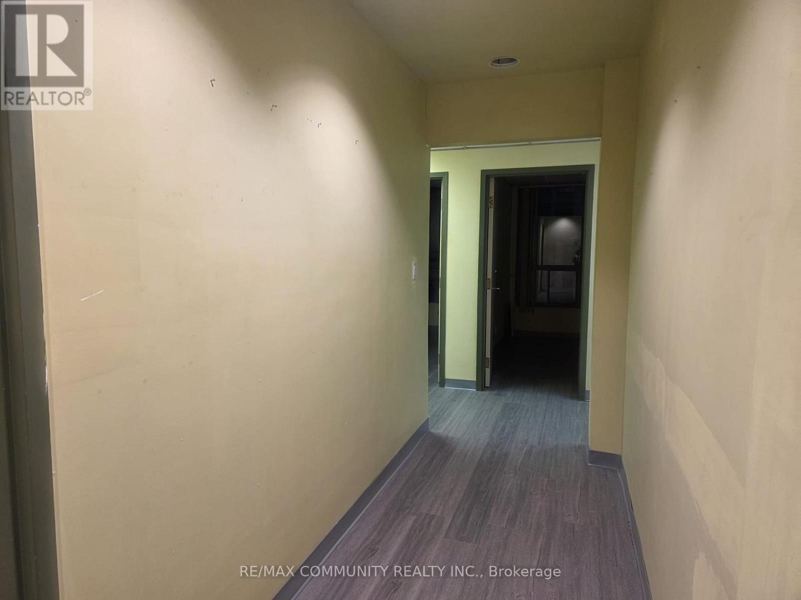 303 - 250 Sheppard Avenue E Property Photo 13