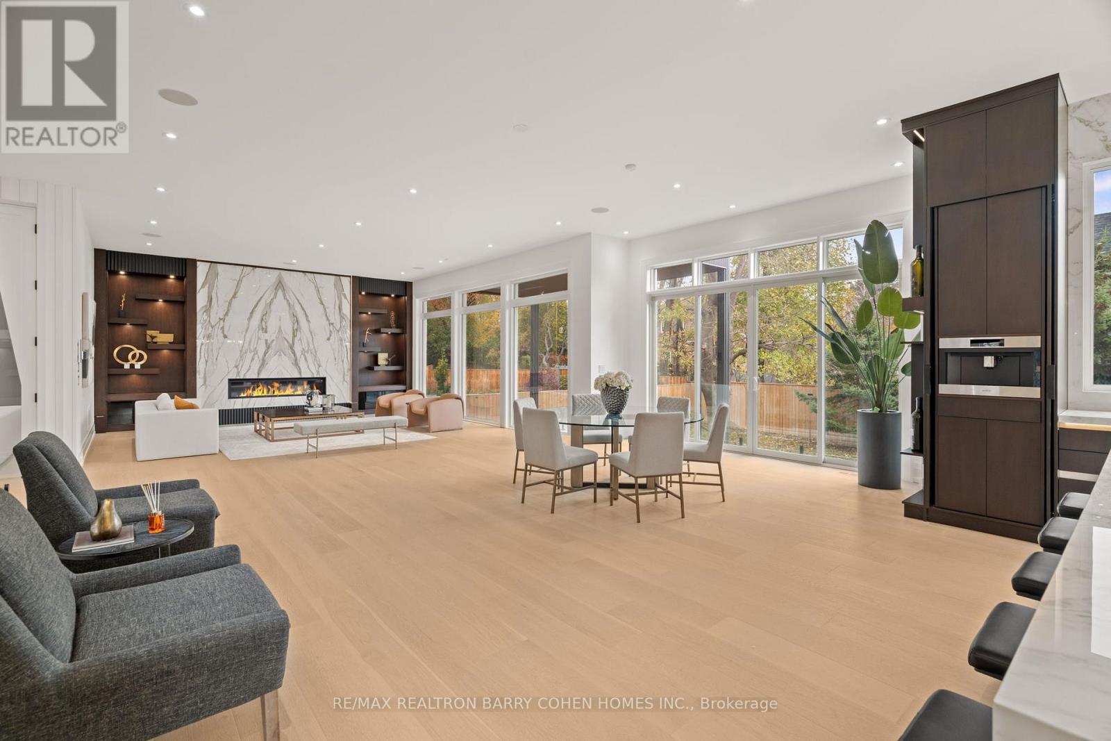 81 Upper Canada Drive Property Photo 17