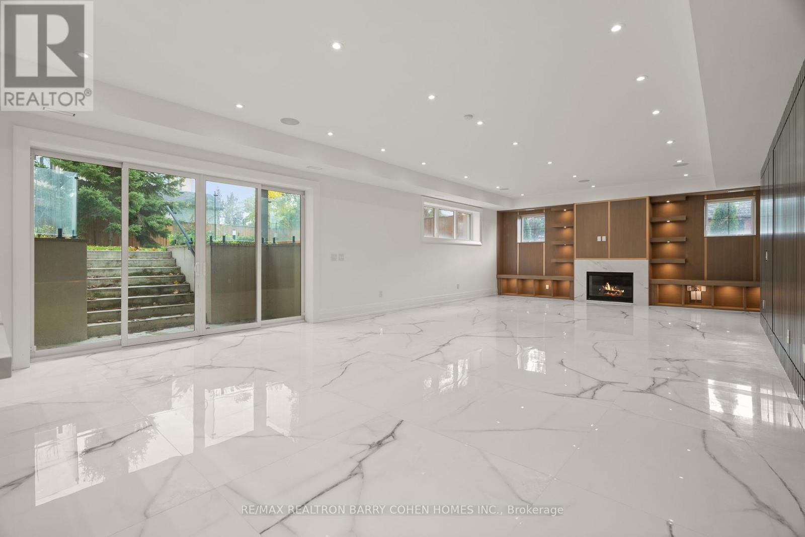 81 Upper Canada Drive Property Photo 40