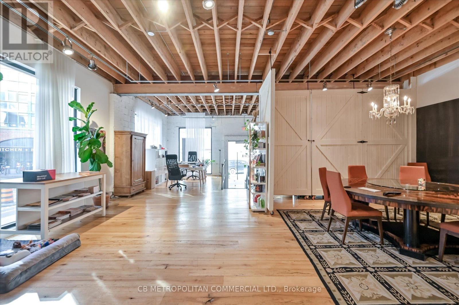201 Niagara Street Property Photo 11