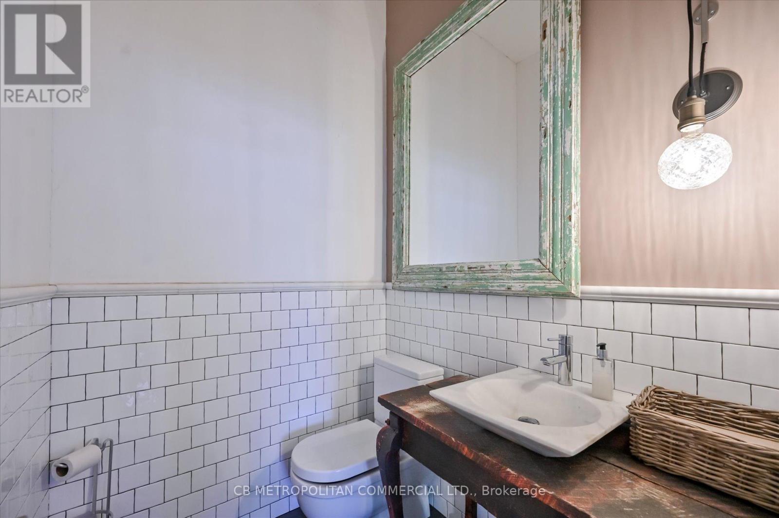 201 Niagara Street Property Photo 15