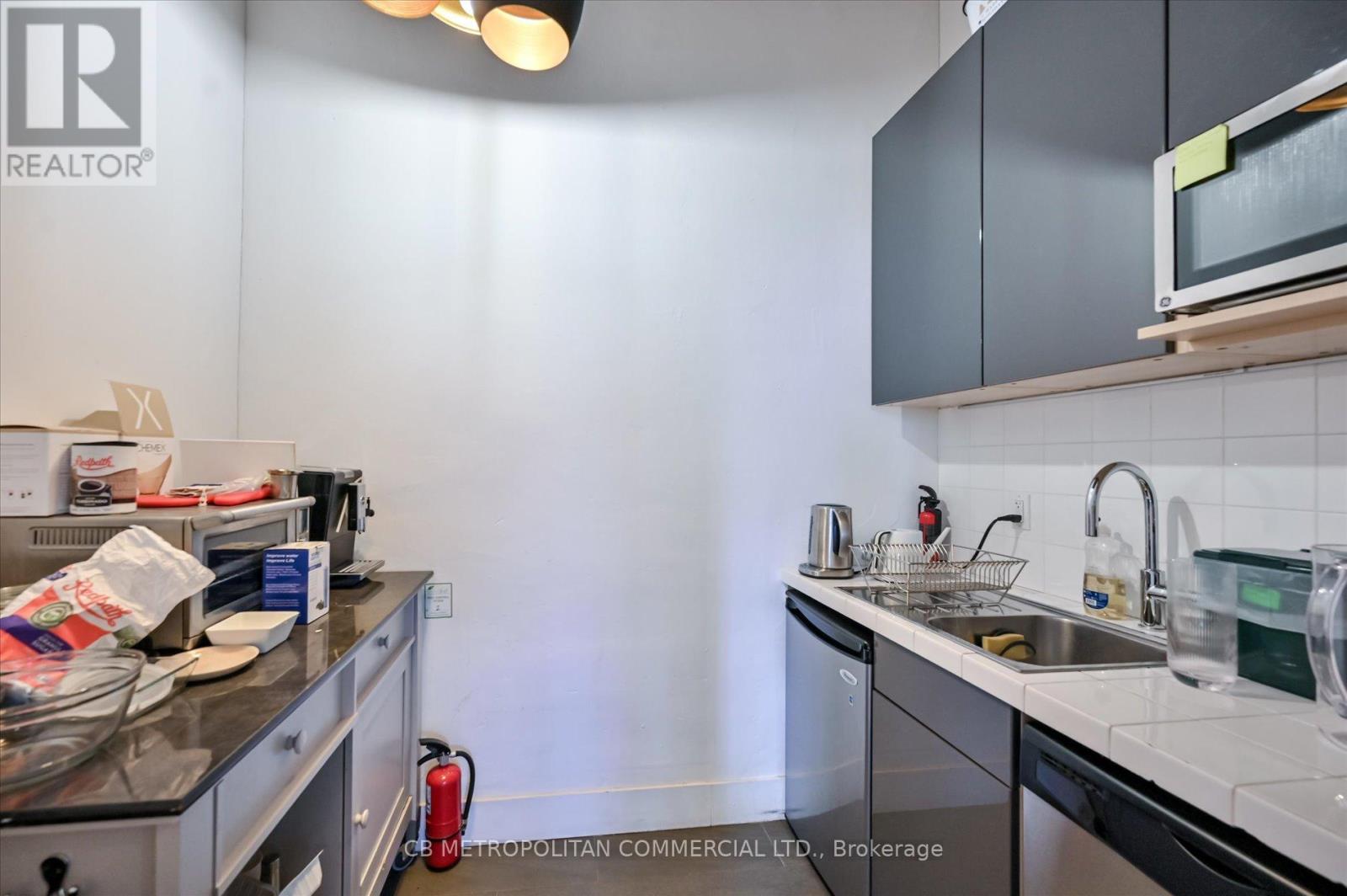 201 Niagara Street Property Photo 16
