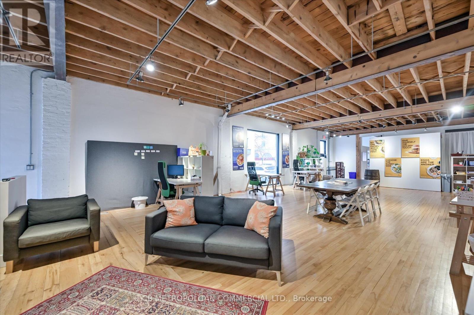 201 Niagara Street Property Photo 25