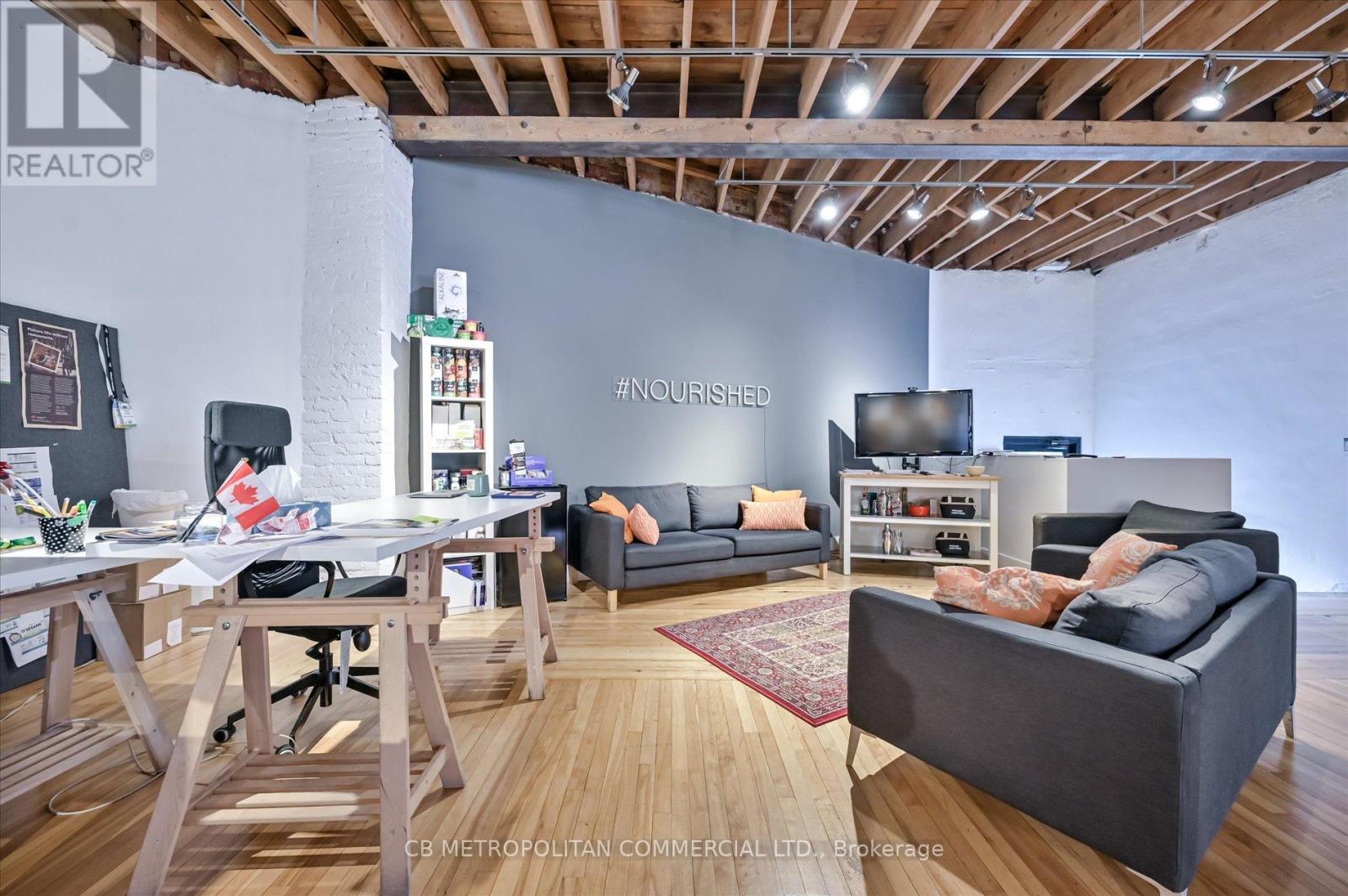 201 Niagara Street Property Photo 26