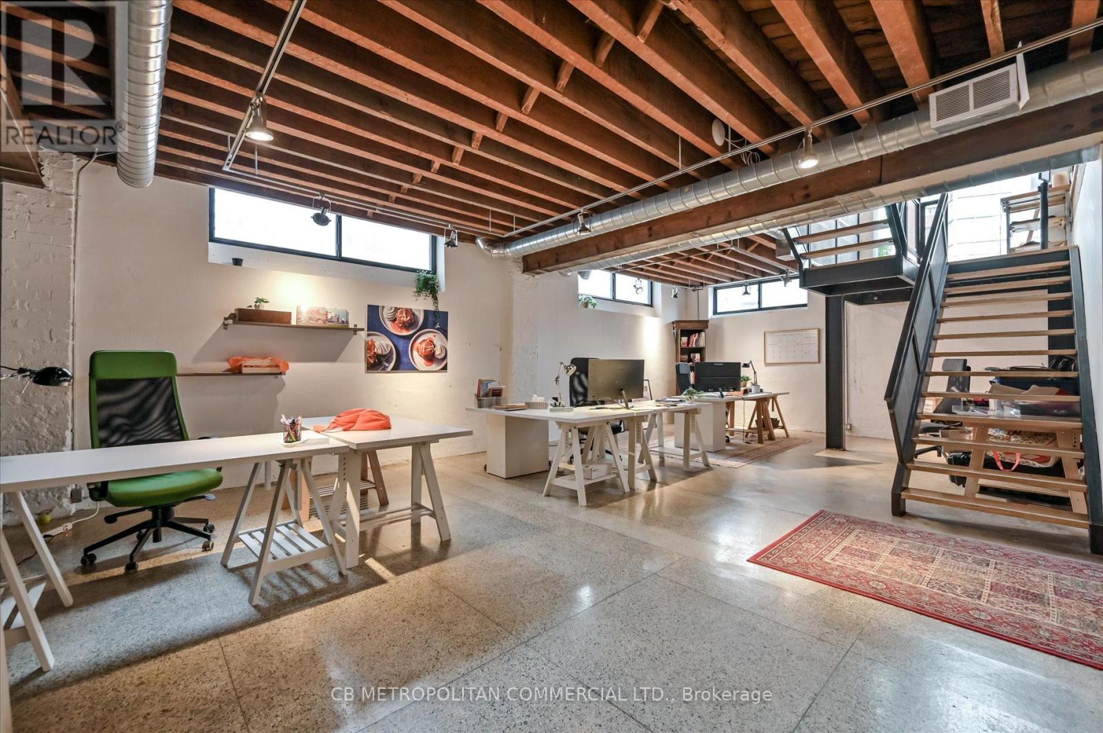 201 Niagara Street Property Photo 39