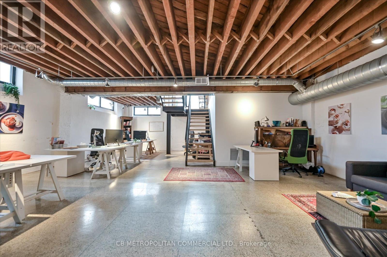 201 Niagara Street Property Photo 41