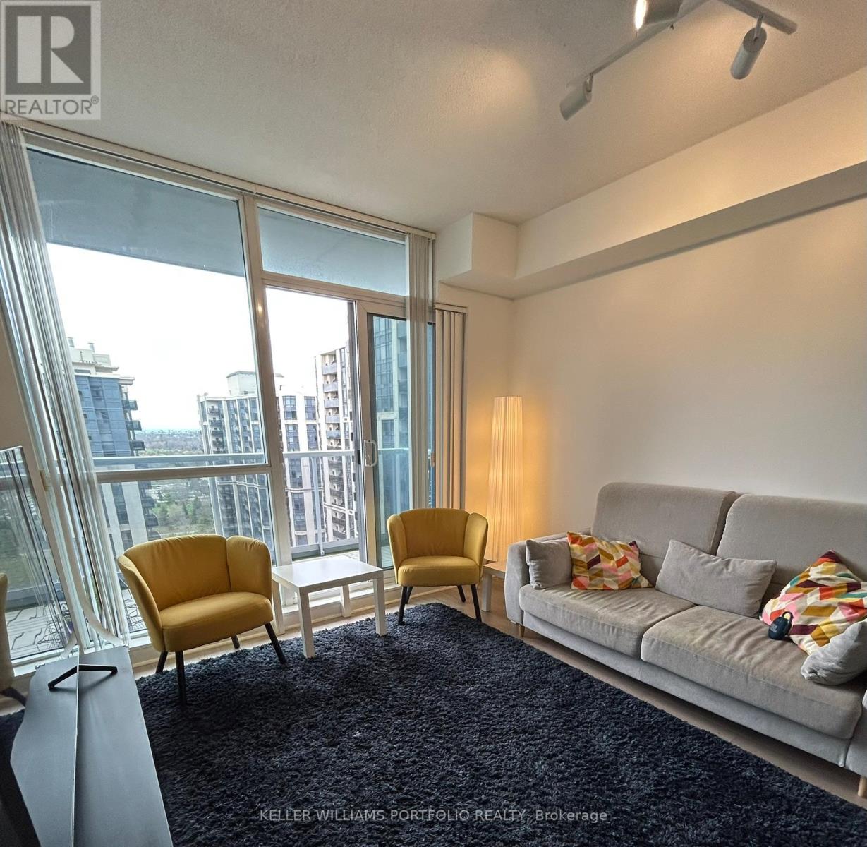 2801 - 4968 Yonge Street Property Photo 4
