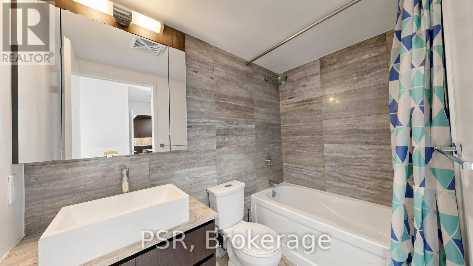 2101 - 10 Capreol Court Property Photo 27