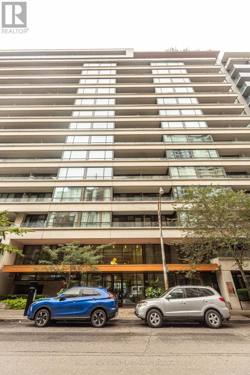 951 - 111 Elizabeth Street Property Photo 12