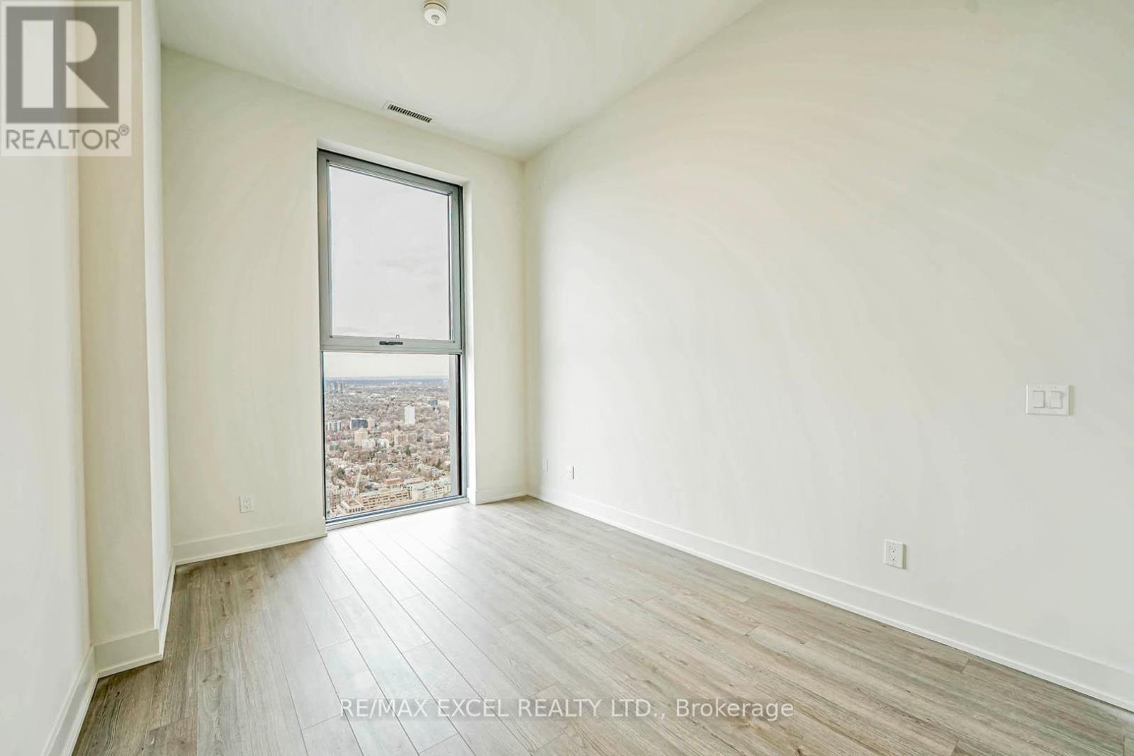 5102 - 8 Cumberland Street Property Photo 14