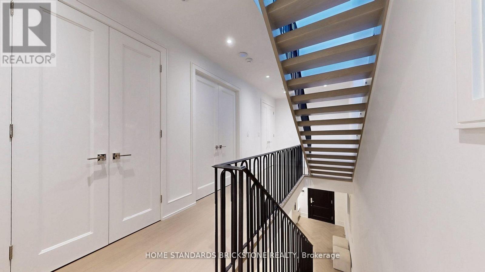 38 Elgin Avenue Property Photo 21