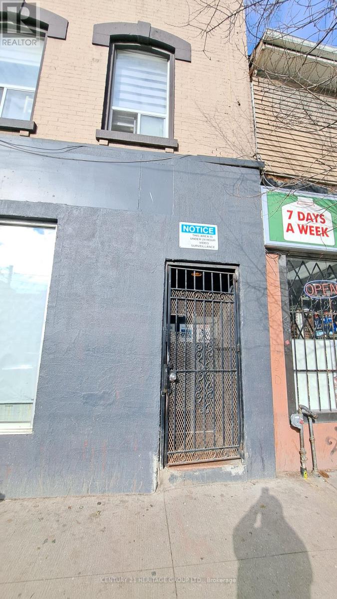 248 Queen Street E Property Photo 12