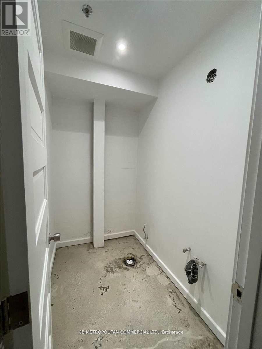 83-91b Walnut Avenue Property Photo 21