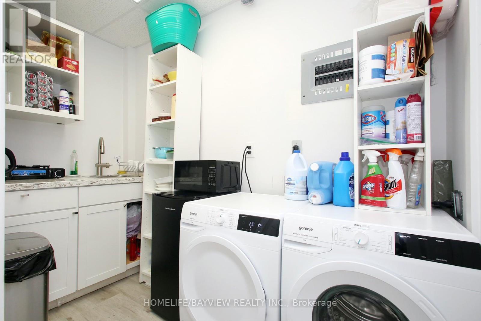 6166 Yonge Street Property Photo 12