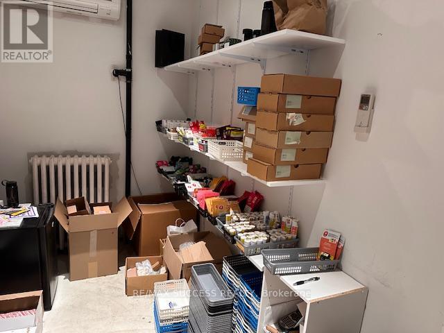 764 St Clair Avenue W Property Photo 26
