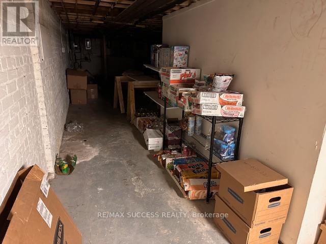 764 St Clair Avenue W Property Photo 30