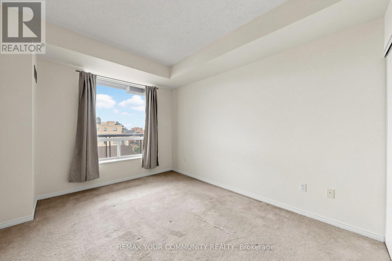 506 - 800 Sheppard Avenue W Property Photo 10