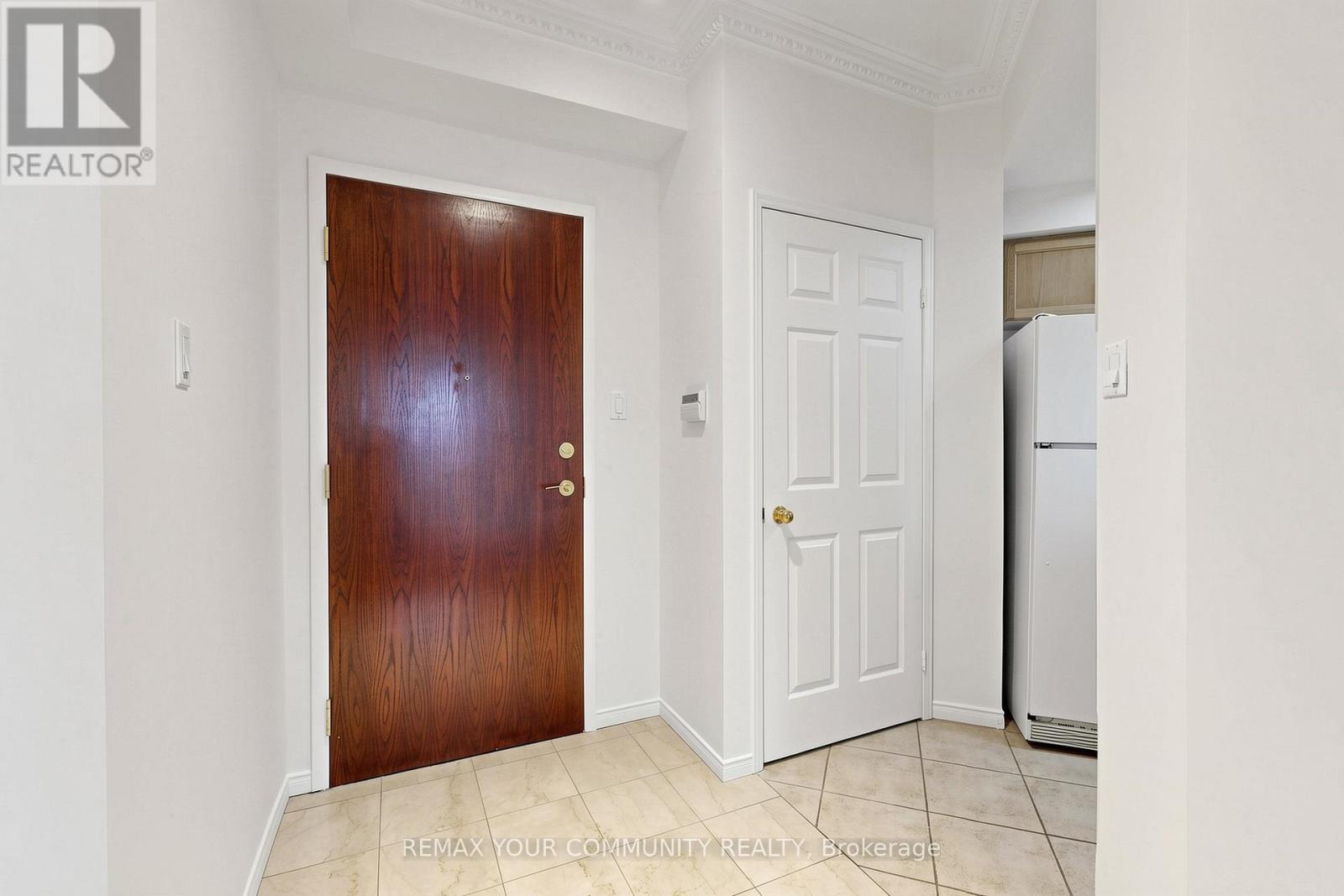 506 - 800 Sheppard Avenue W Property Photo 17