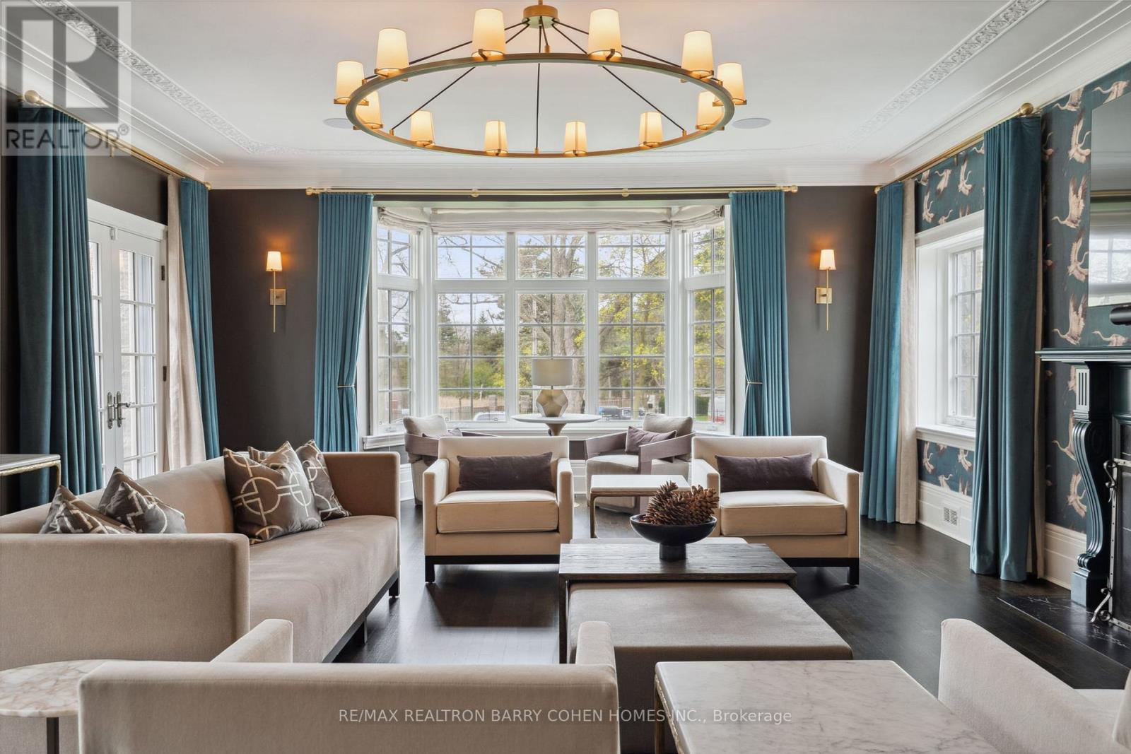 15 Park Lane Circle Property Photo 6