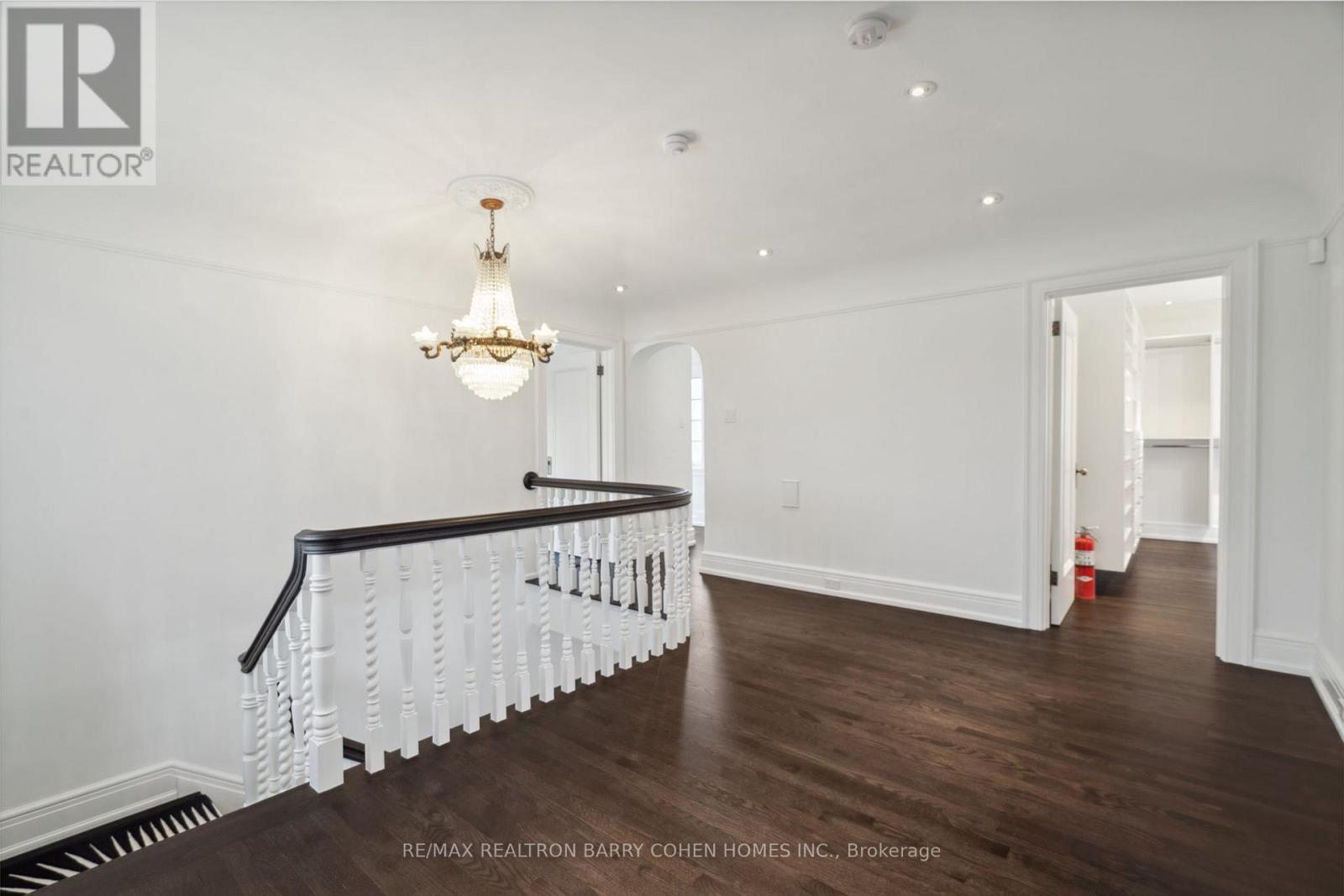 15 Park Lane Circle Property Photo 15