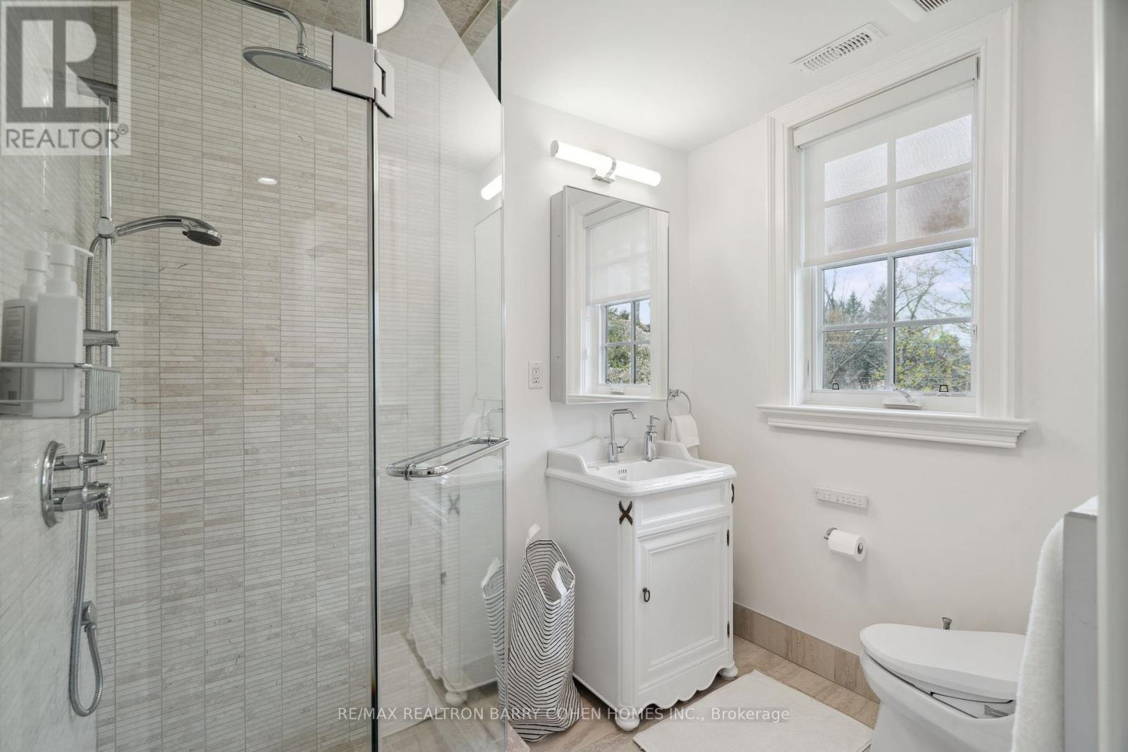 15 Park Lane Circle Property Photo 26