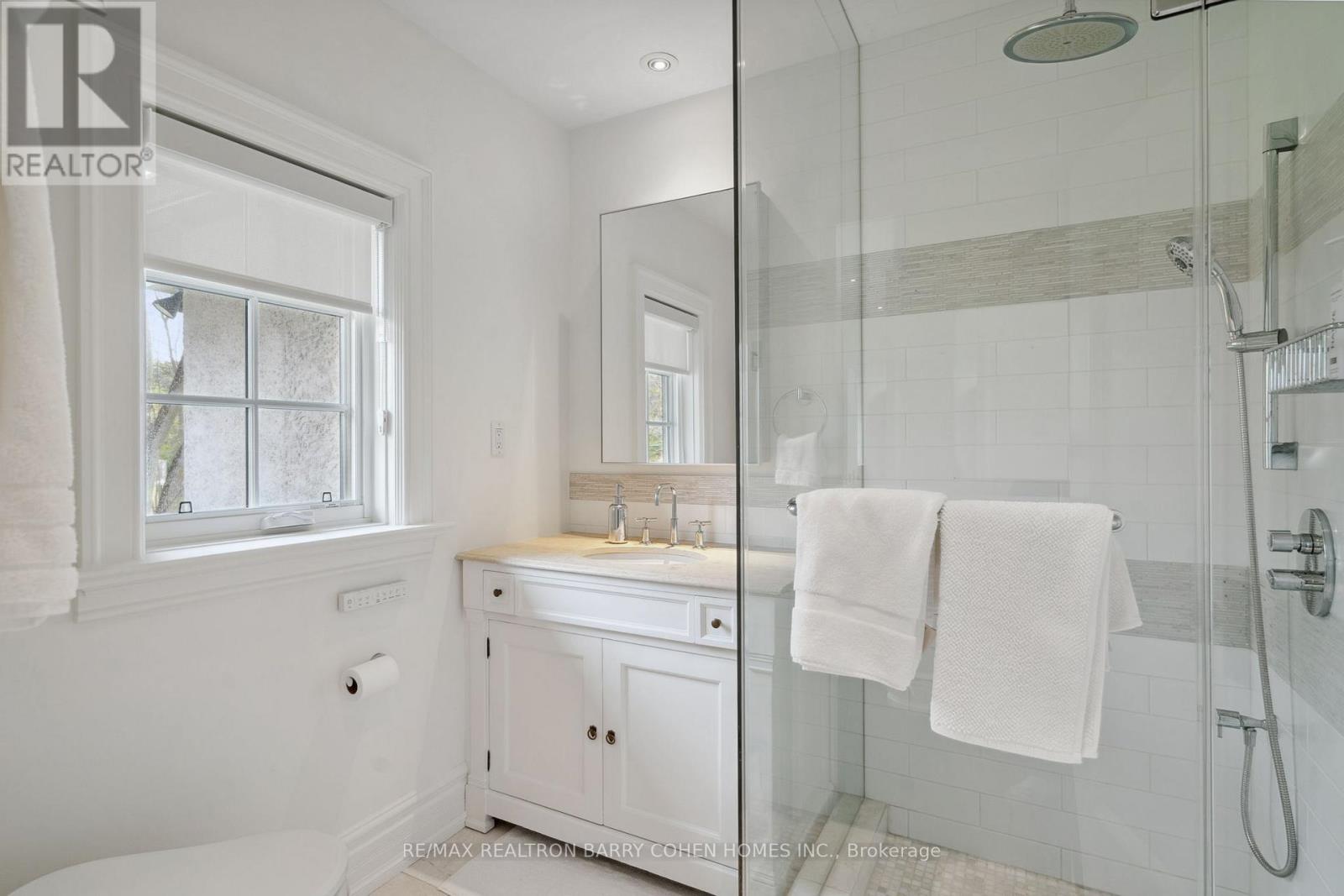 15 Park Lane Circle Property Photo 32