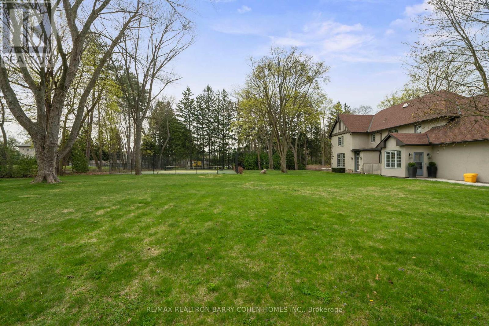 15 Park Lane Circle Property Photo 38